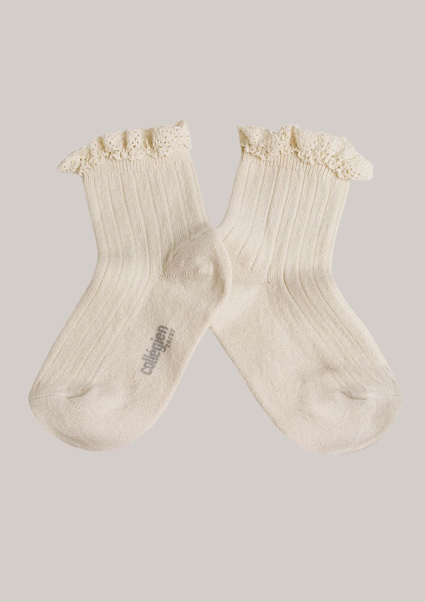 Collégien X Strawberries & Cream - Annette Doux Agneaux Ankle Socks Lace