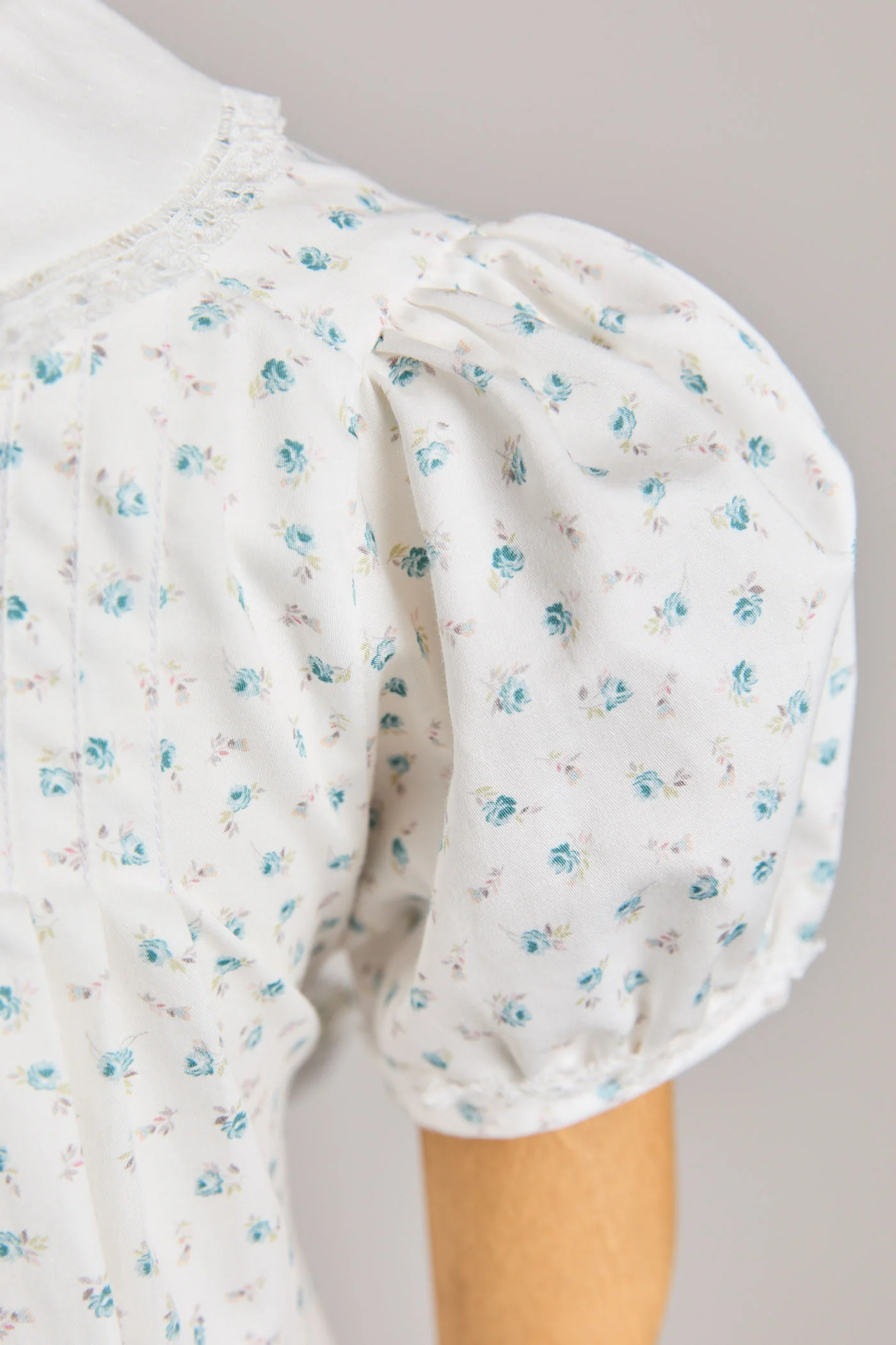 Eloise Dress in Blue Petit Rose - Image 7