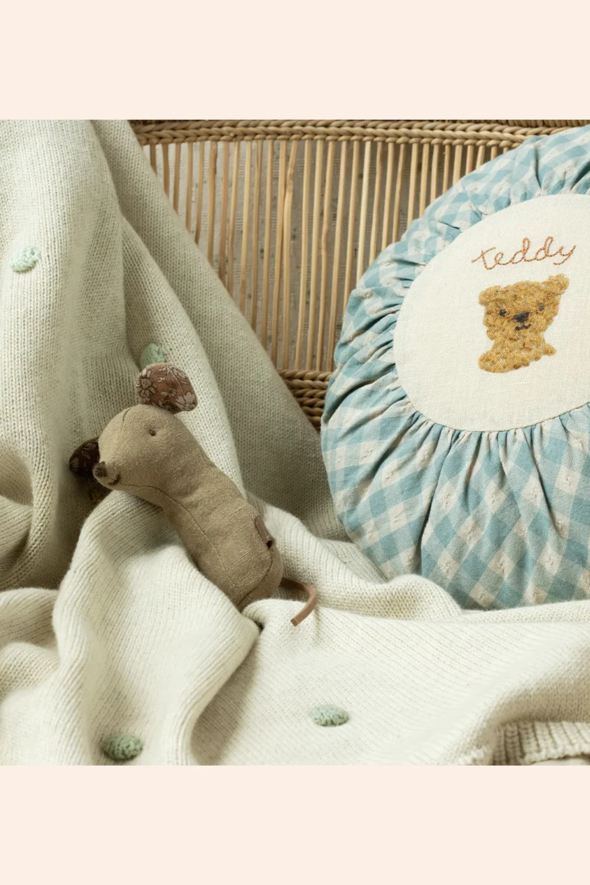 Maileg - Lullaby Friends,- Mouse Rattle - Light Umber - Image 2