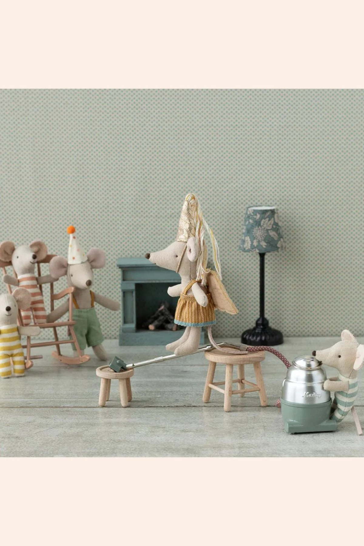 Maileg Triplets - Baby Mice in MatchBox - Polka Dot - Image 3