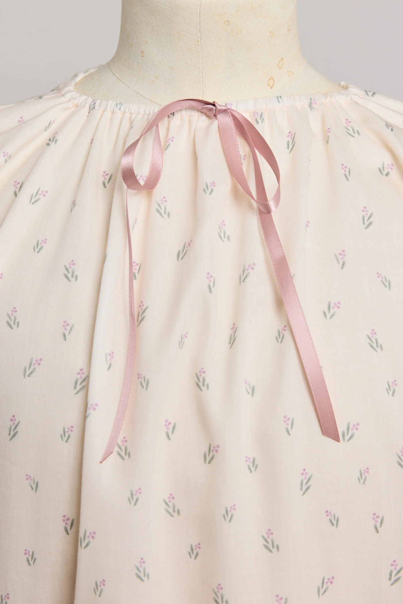 Moon Night Dress In Beige Pink Flower - Image 4