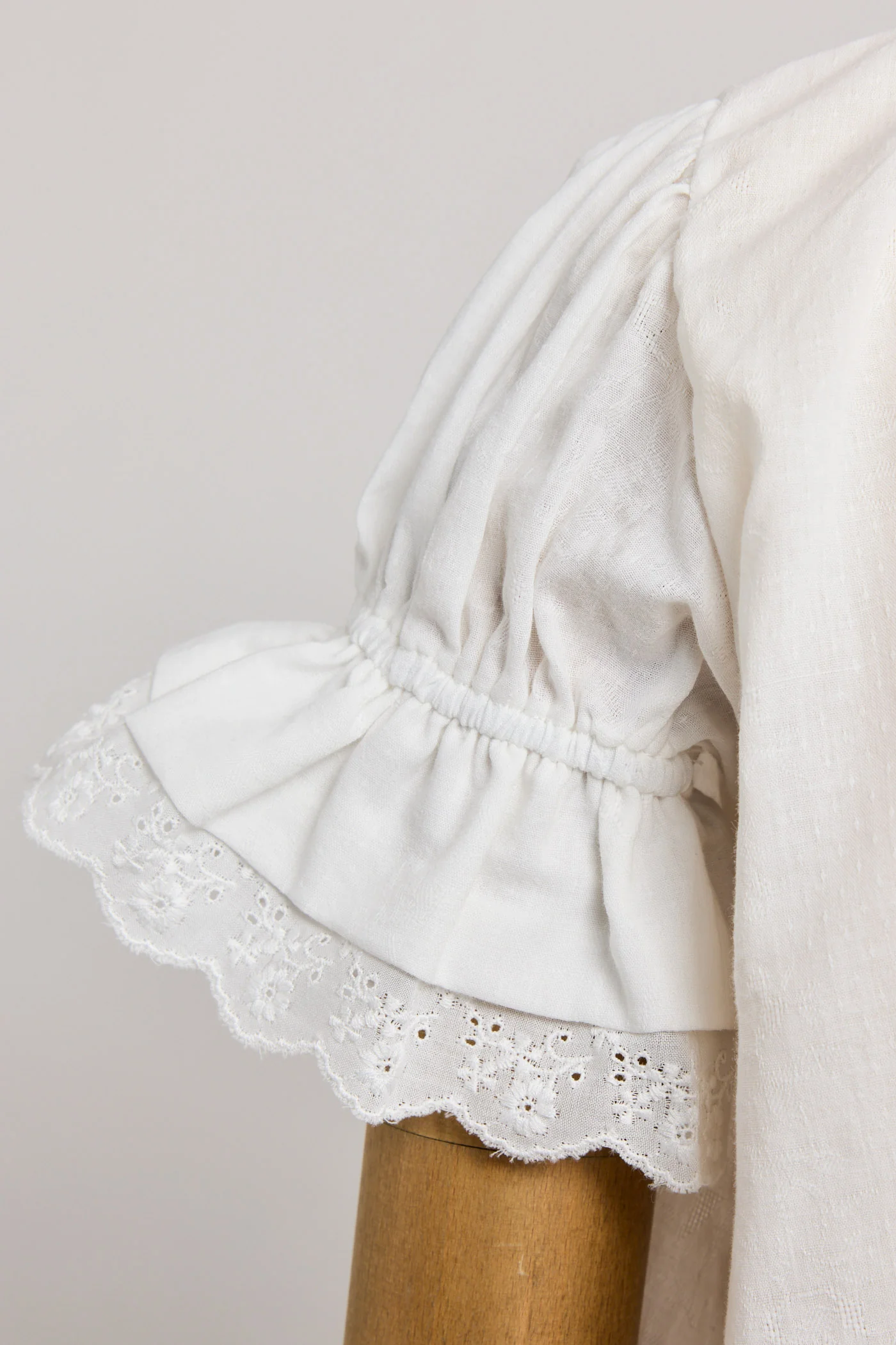 Moon Night Dress In White Jacquard - Image 5