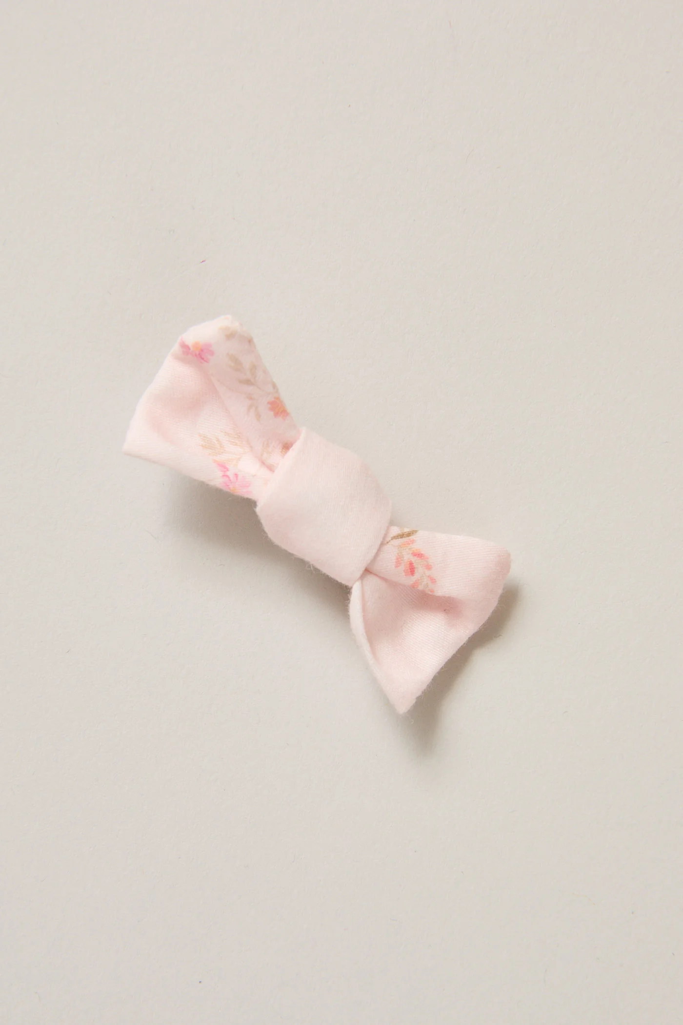 Multi - Coloured Hair clips - Image 20