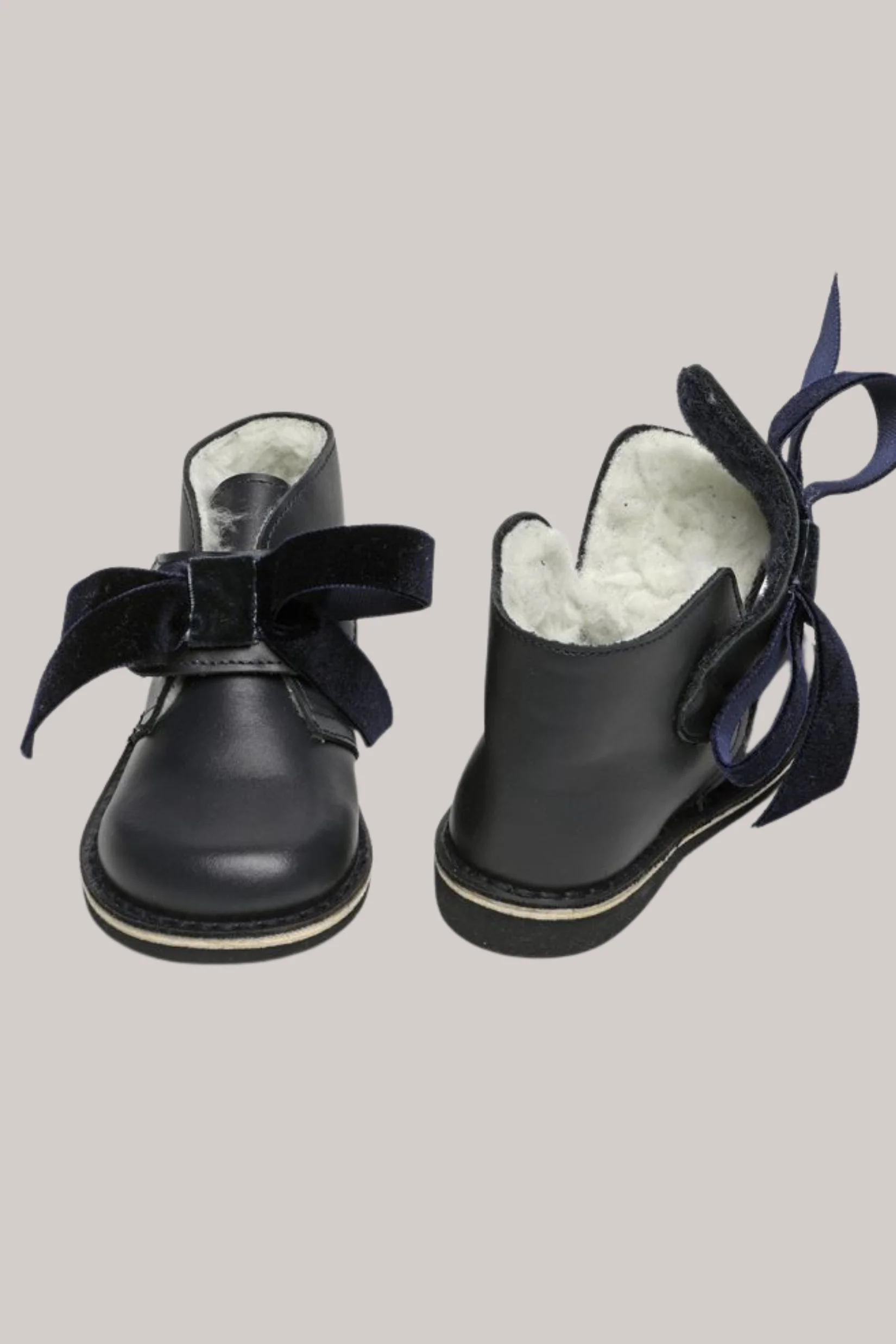 Papouelli Argenta Bow - Grey - Image 2
