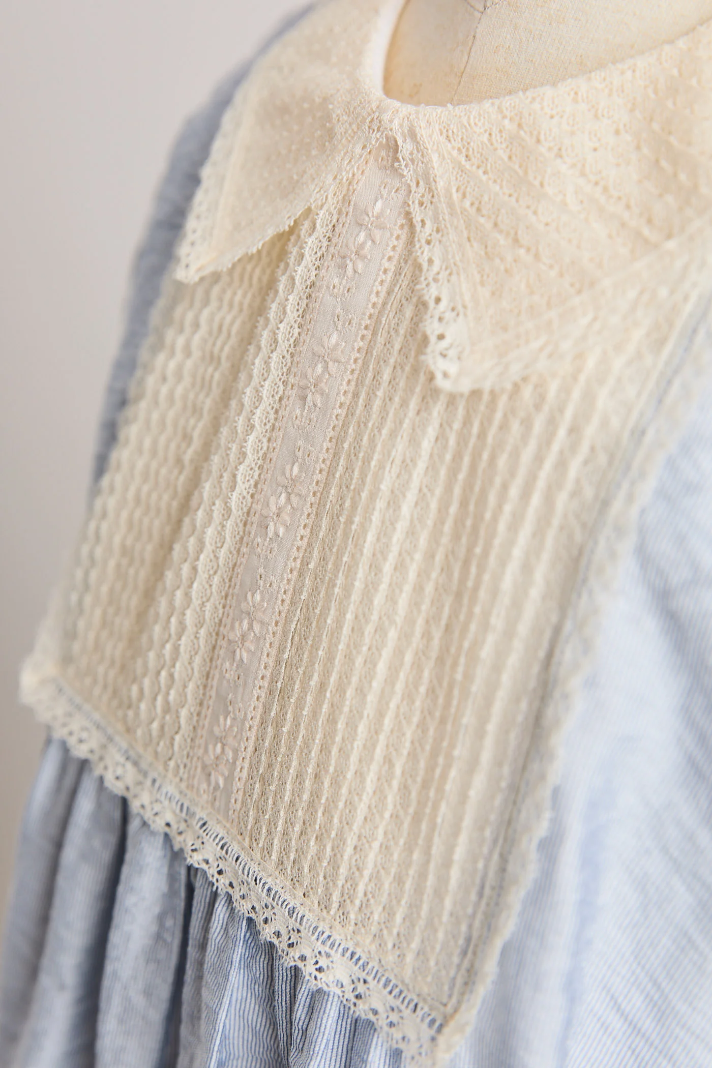 Seaside Pleated Dress - Image 14