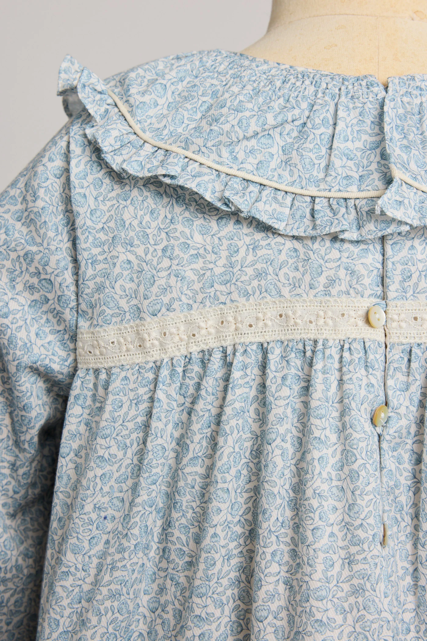 Raspberry Dress in Blue Flower - Image 12