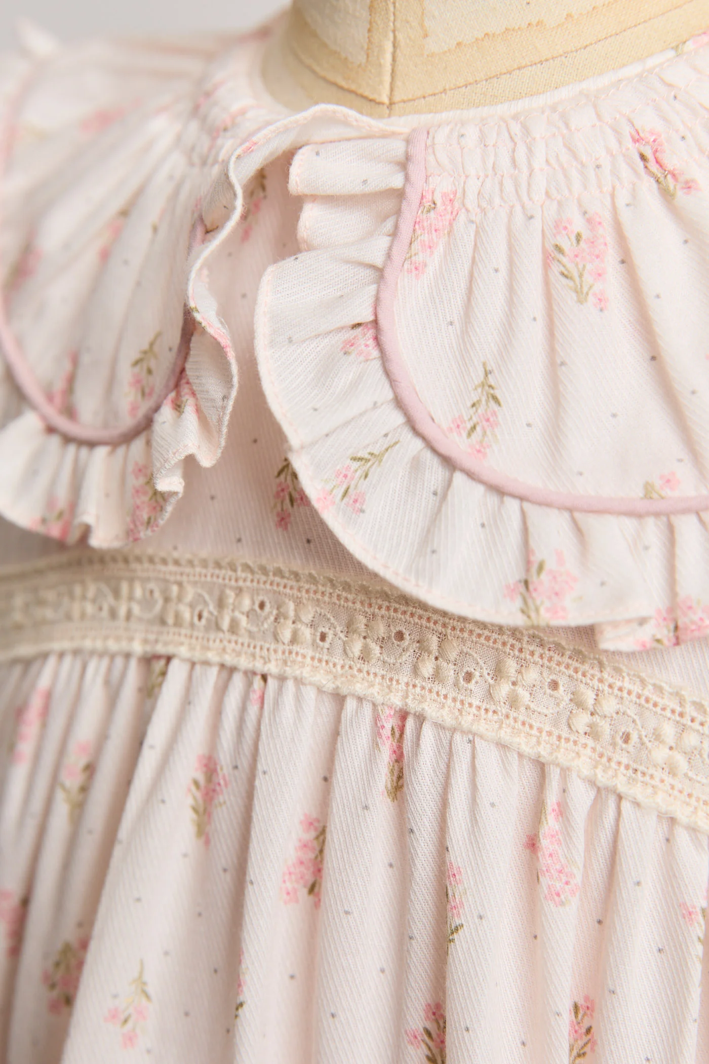 Raspberry Dress Short Sleeve - Pink Daisies - Image 5